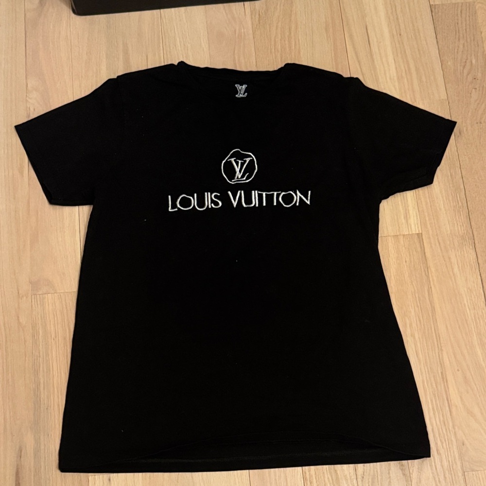 Black Short Sleeve Tee - Picture 3 of 6